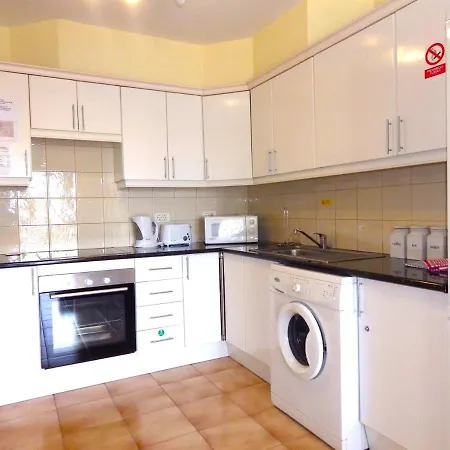 Lovely 1 Bedroom Apt In Castle Harbourc107 Apartment Los Cristianos (Tenerife)