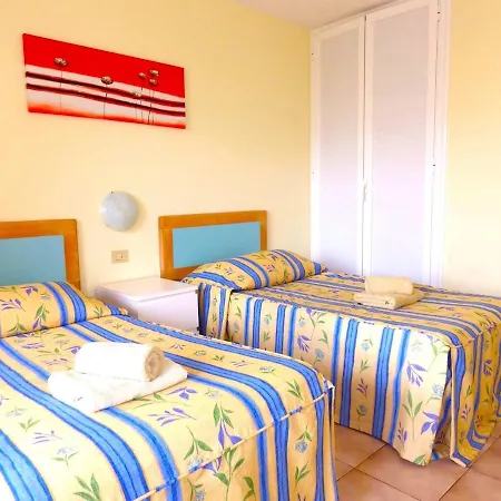 Lovely 1 Bedroom Apt In Castle Harbourc107 Apartment
